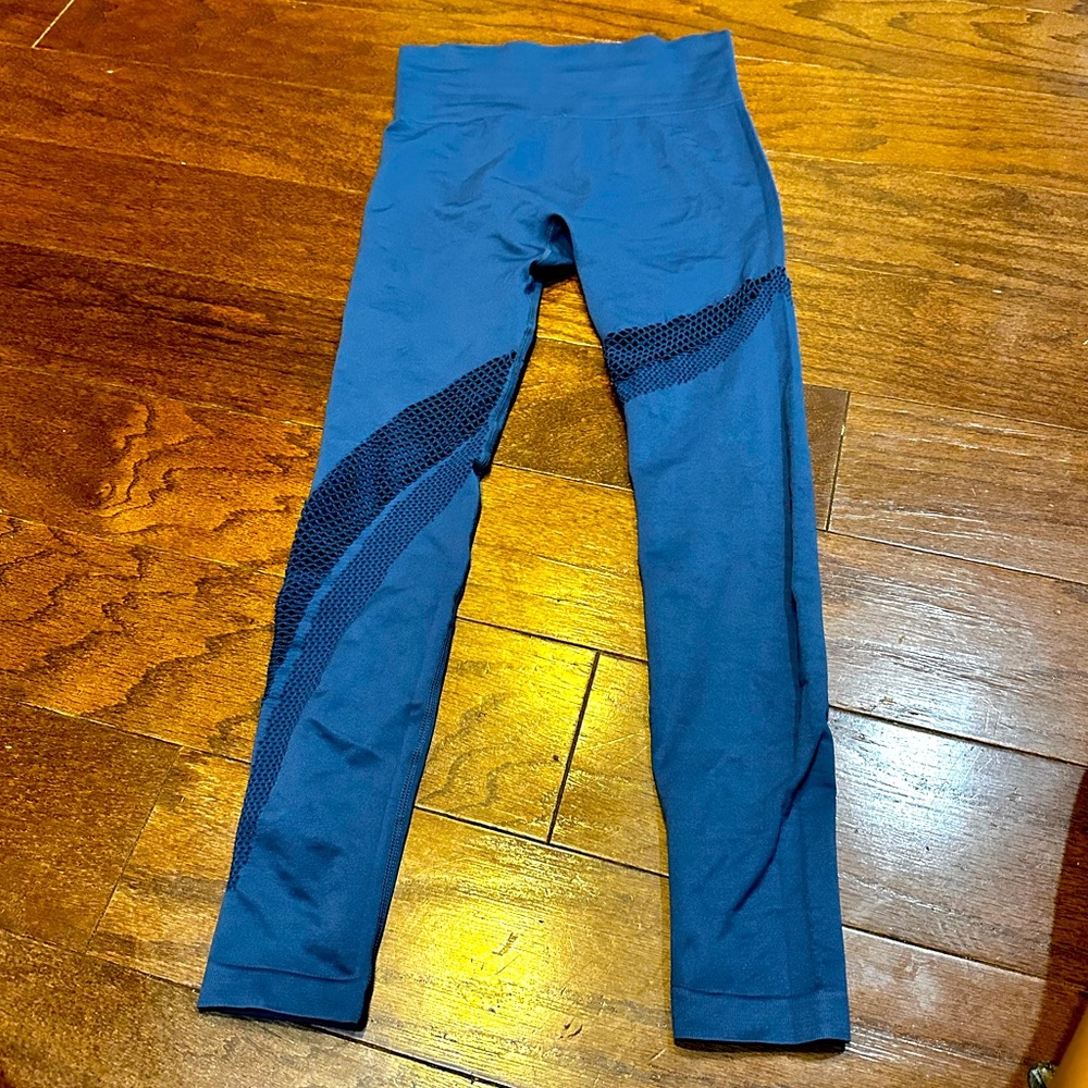0 to 5 Blue Athletic Gym Workout Leggings Size Small
